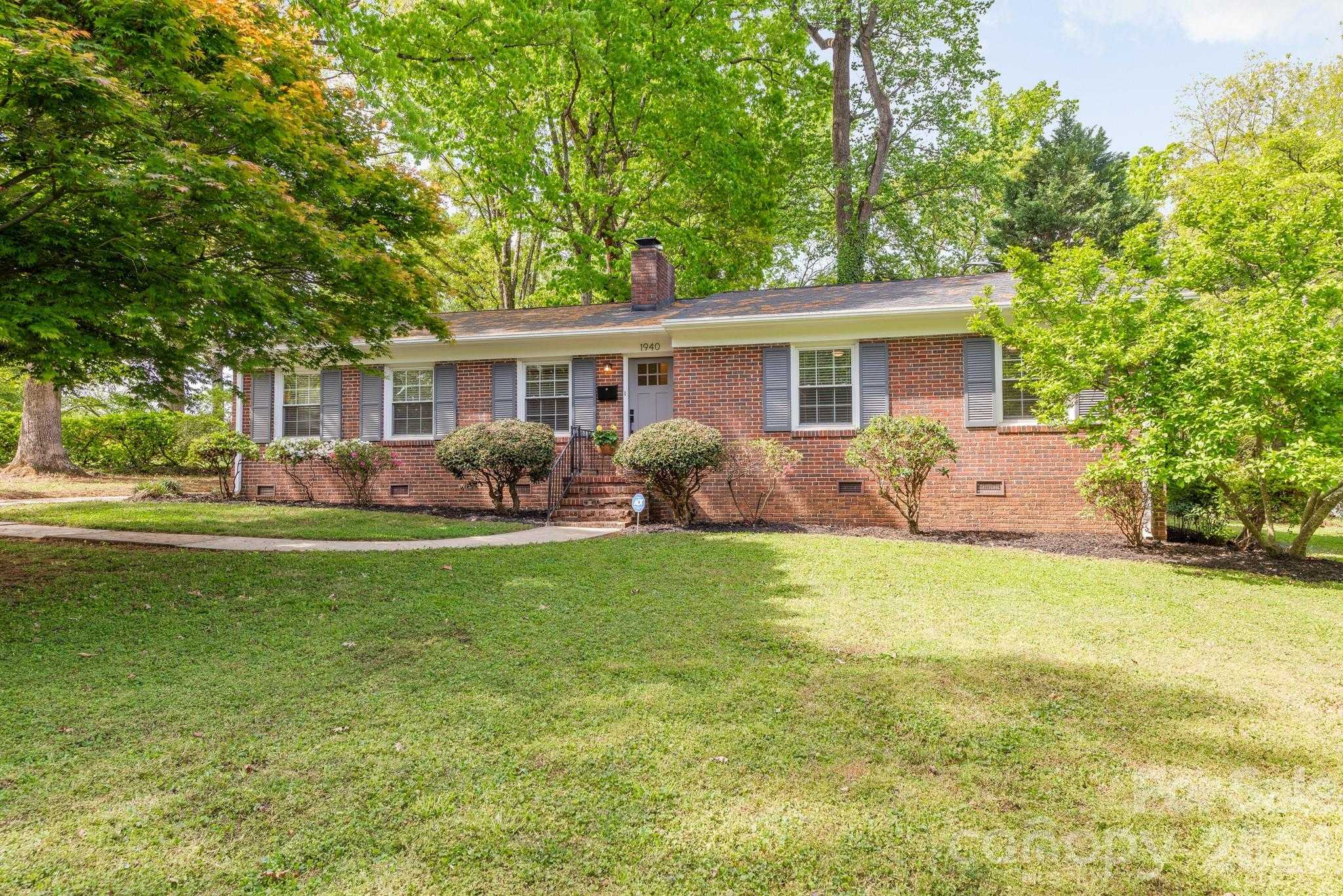 1940 Lansdale Drive Charlotte North Carolina United States, for Sale, residential, Kristen Haynes, New Home Buyers Brokers / Realty Pros
