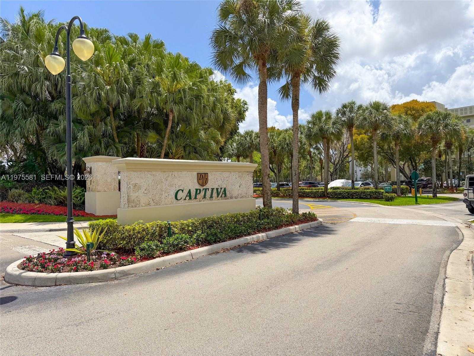 10750 NW 66th St  APT 411 Doral Florida United States, for Sale, residential, Roberto Villasmil, Interinvestments Realty, Inc.