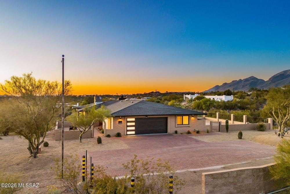 4905 Craycroft Road Tucson Arizona United States, for Sale, residential, Aaron Lieberman, TIERRA ANTIGUA REALTY