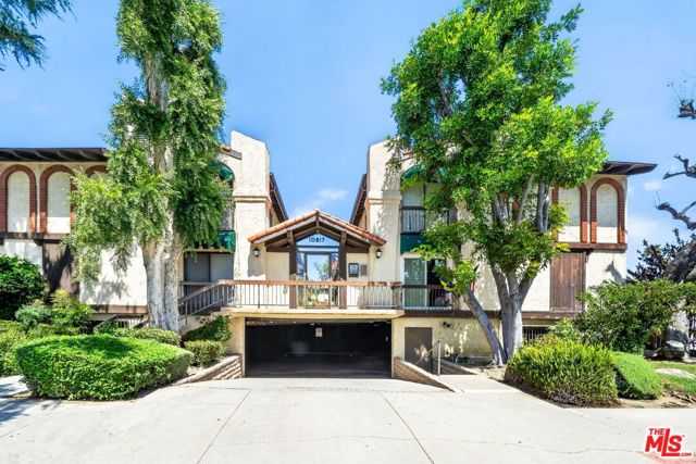 10817 Whipple Street APT 6 Toluca Lake California United States, for Sale, residential, Jennifer Hein, Realty Executives Homes