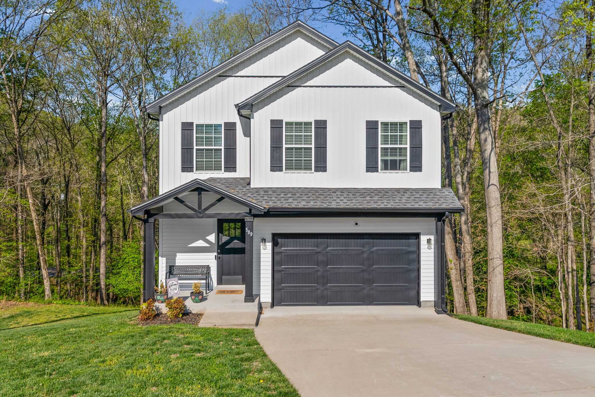 589 Briarwood Dr Clarksville Tennessee United States, for Sale, residential, Sandra Hester, Keystone Realty and Management