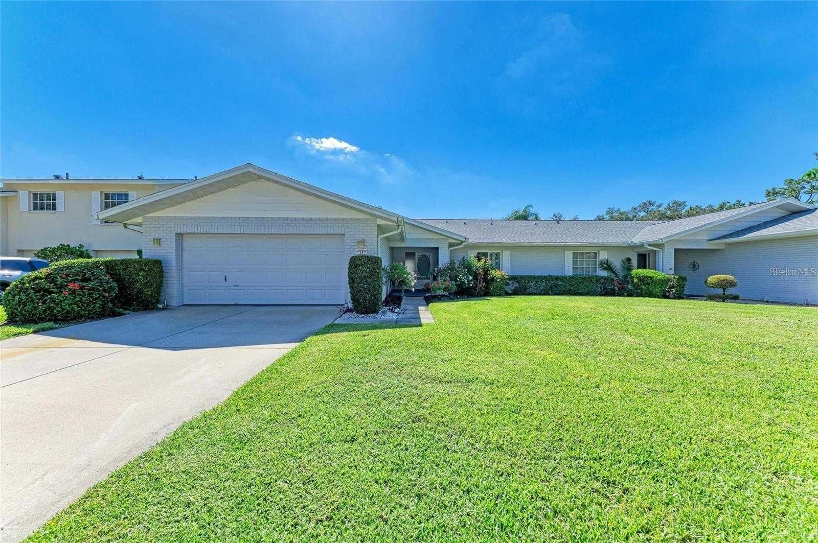 7287 ELEANOR CIRCLE APT 15 Sarasota Florida United States, for Sale, residential,  , Ivy League Realty
