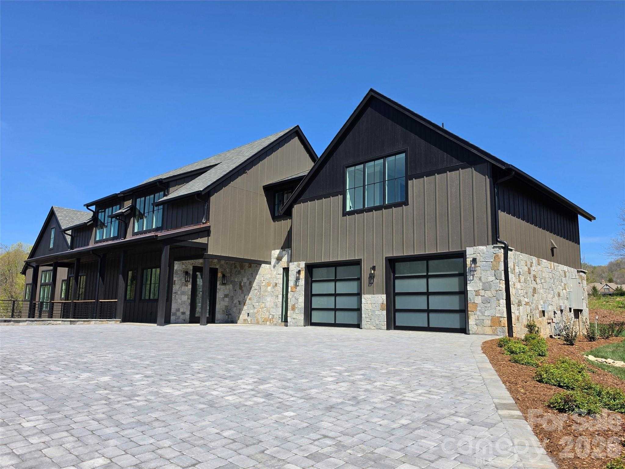 6 Walnut Valley Parkway Arden North Carolina United States, for Sale, residential, Toby Davis, RE/MAX RESULTS REALTY