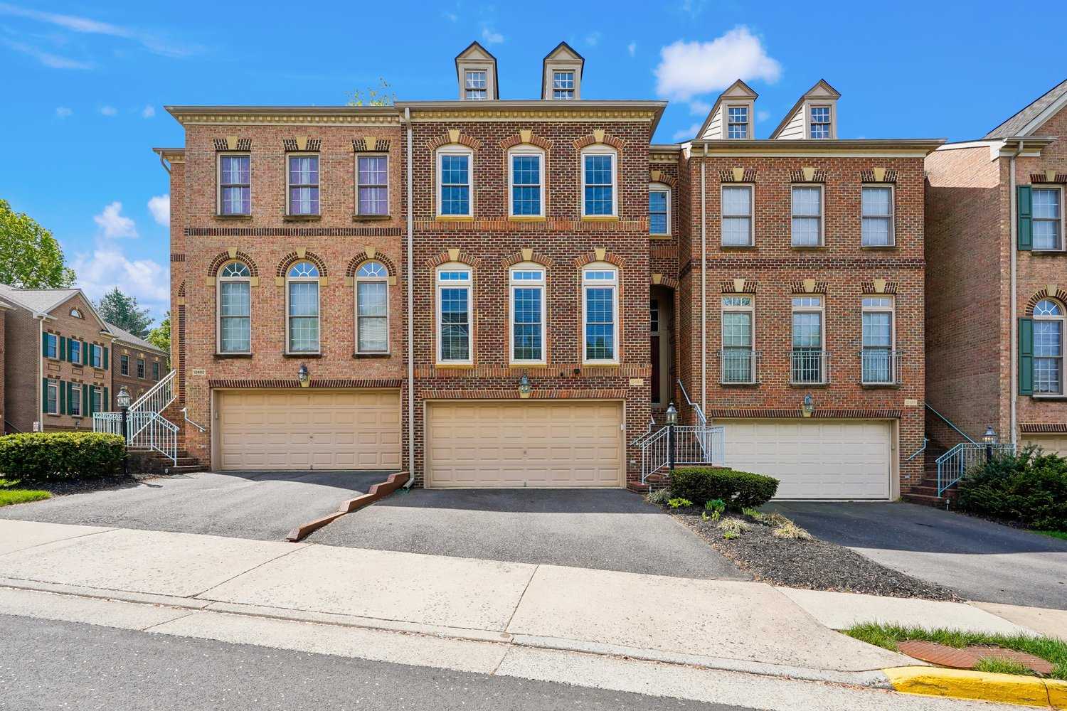 12484 ROSE PATH CIRCLE Fairfax Virginia United States, for Sale, residential, Camille Payne, Samson Properties