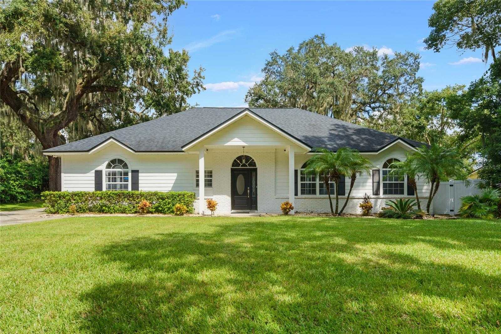 715 MAGNOLIA STREET Windermere Florida United States, for Sale, residential, Zaira Mejia, Spaces & Styles Group