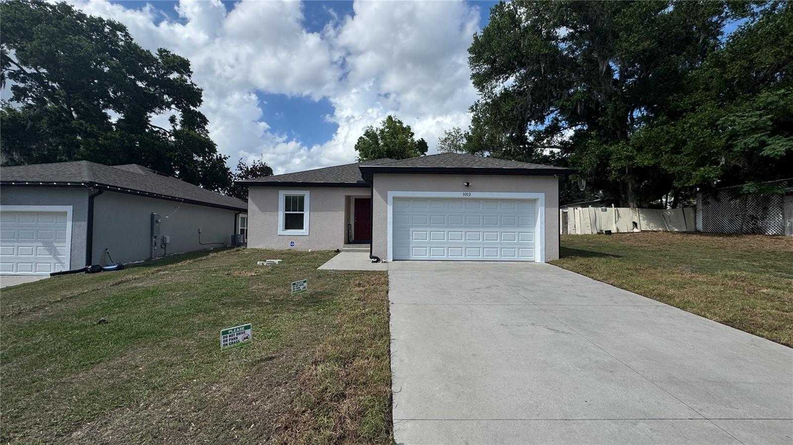 1012 E SILVER STAR ROAD Ocoee Florida United States, for Sale, residential, Zaira Mejia, Spaces & Styles Group