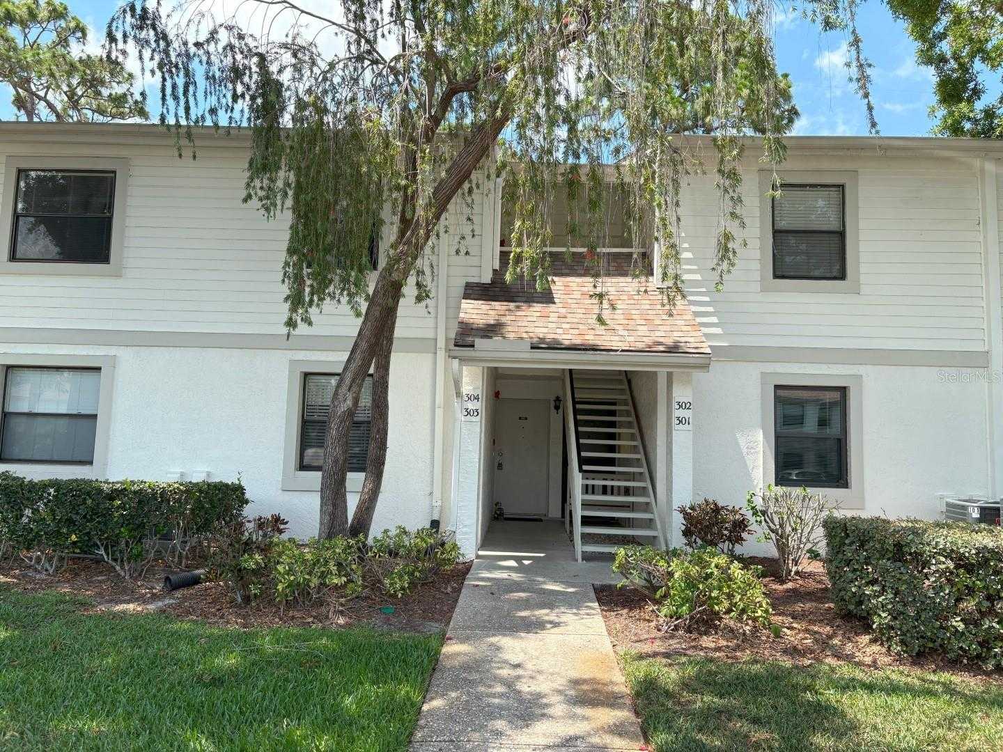 303 MEADOW LANE Oldsmar Florida United States, for Sale, residential, Tony Quevedo , Kokopelli Real Estate