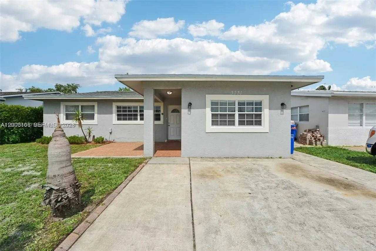 3731 NE 17th Ave Pompano Beach Florida United States, for Sale, residential,  , D'Lux Real Estate Services, LLC