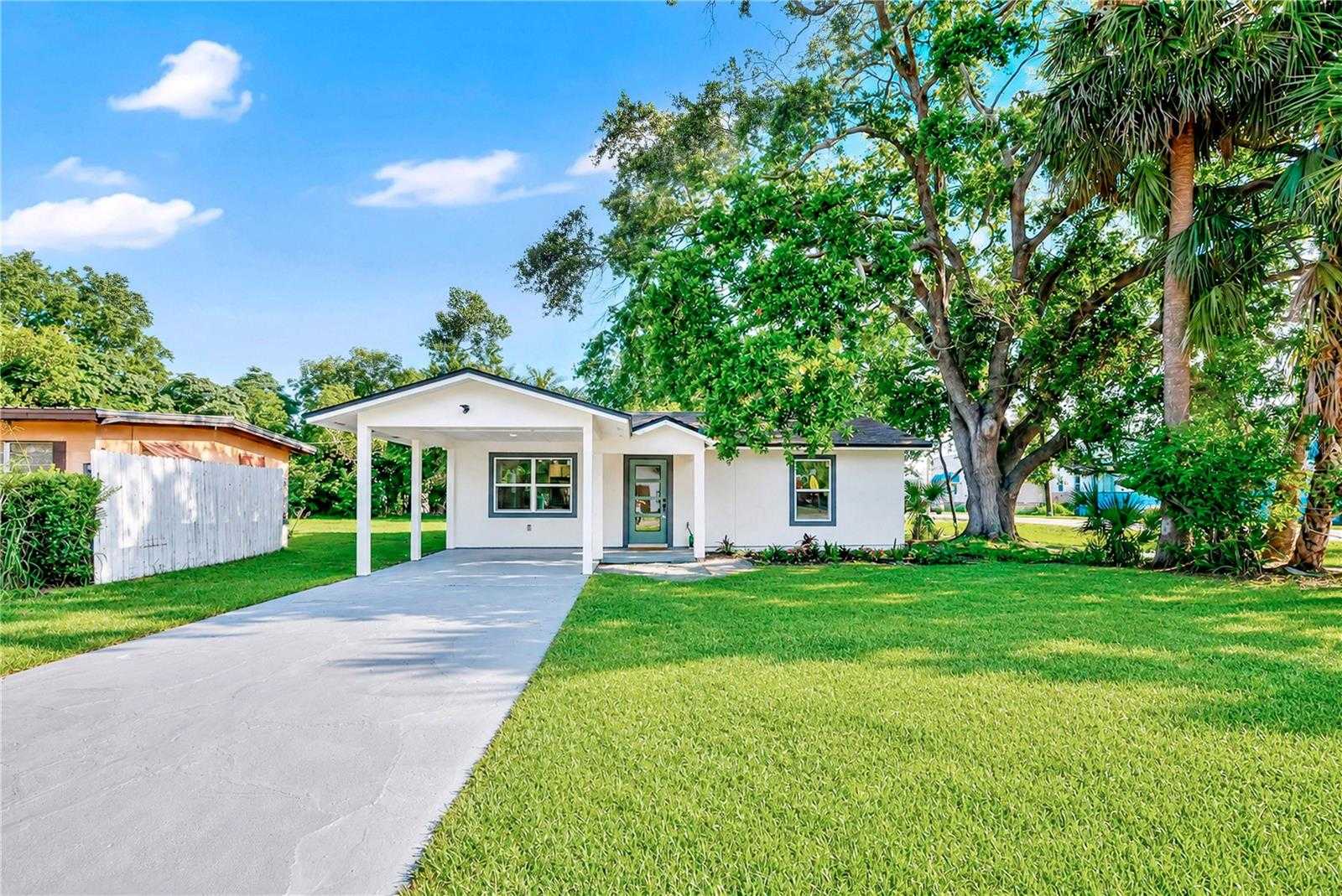 483 PENNSYLVANIA AVENUE Winter Garden Florida United States, for Sale, residential, Zaira Mejia, Spaces & Styles Group
