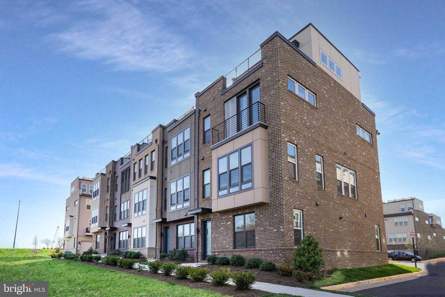 14301 BECKETT GLEN CIRCLE Chantilly Virginia United States, for Rent, residential, Camille Payne, Samson Properties