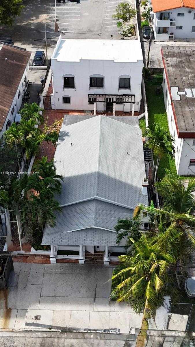 1236 SW 4th St Miami Florida United States, for Sale, commercial, Kimberley Gibson, InCom Commercial Example Office