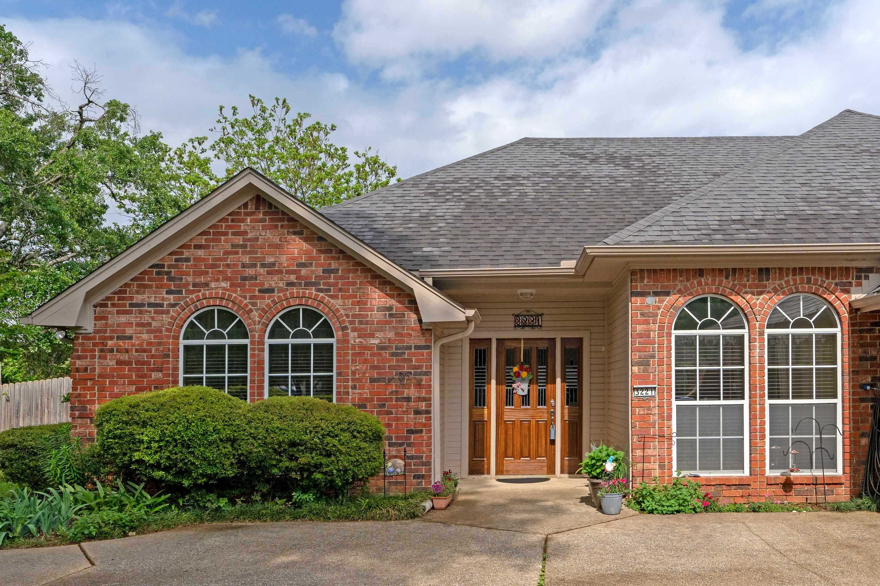 3221 Lopez Court Longview Texas United States, for Sale, residential,  , Drake Chapman Real Estate, Brokerage