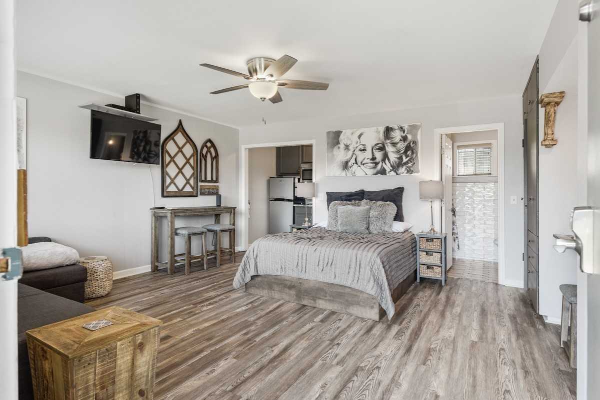 803 Hillview Hts  APT 106 Nashville Tennessee United States, for Sale, residential, Amy Kempf, Reliant Realty ERA Powered