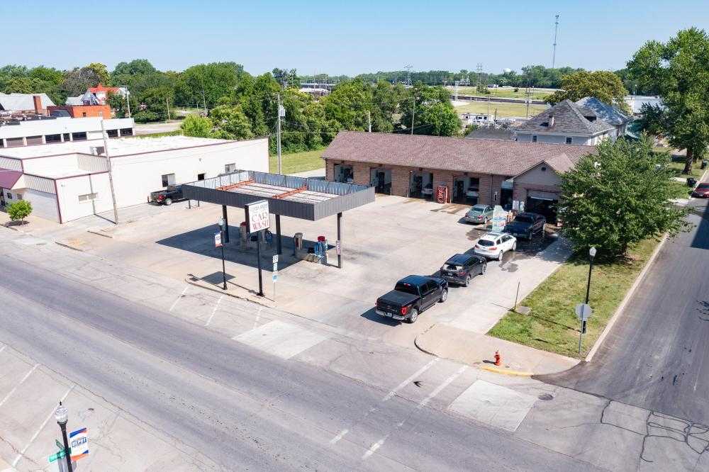 301 W Coates St. Moberly Missouri United States, for Sale, commercial,  , CENTURY 21 McKeown & Associates, Inc.