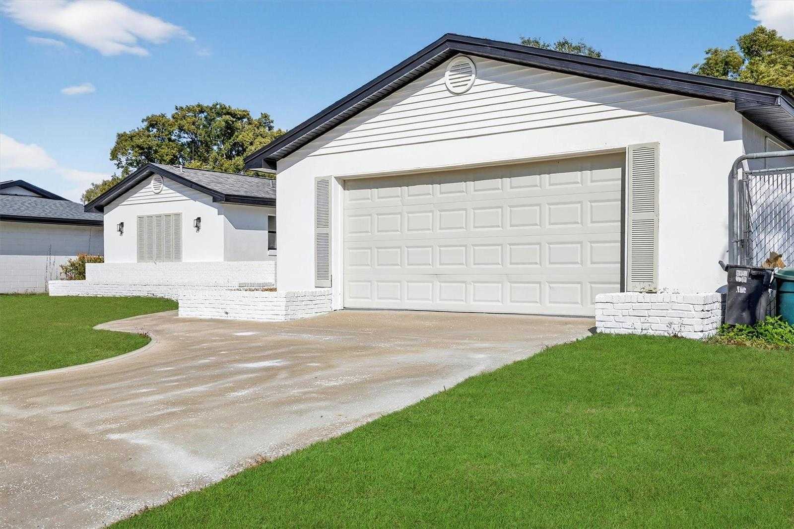 517 HICKORYWOOD AVENUE Altamonte Springs Florida United States, for Sale, residential, Zaira Mejia, Spaces & Styles Group
