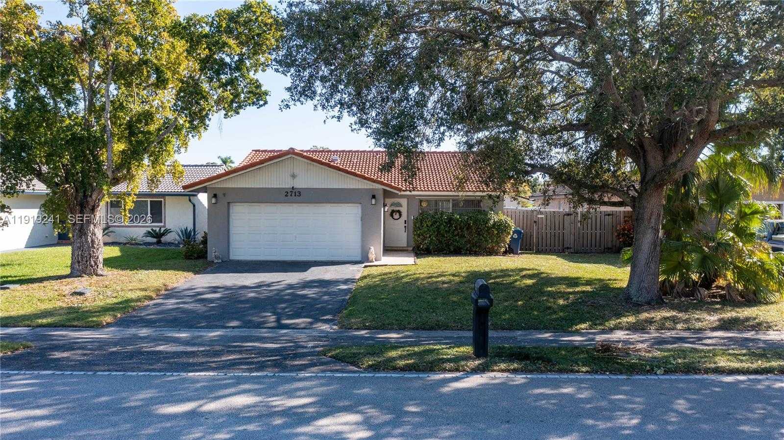 2713 NW 123rd Ave Coral Springs Florida United States, for Sale, residential, Pierre J Denis, Realty 100