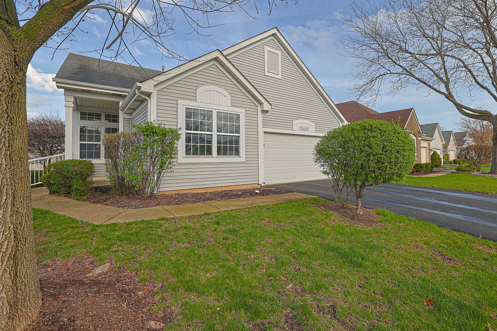 21450 W Basswood Lane Plainfield Illinois United States, for Sale, residential,  , Alpha 7 Realty