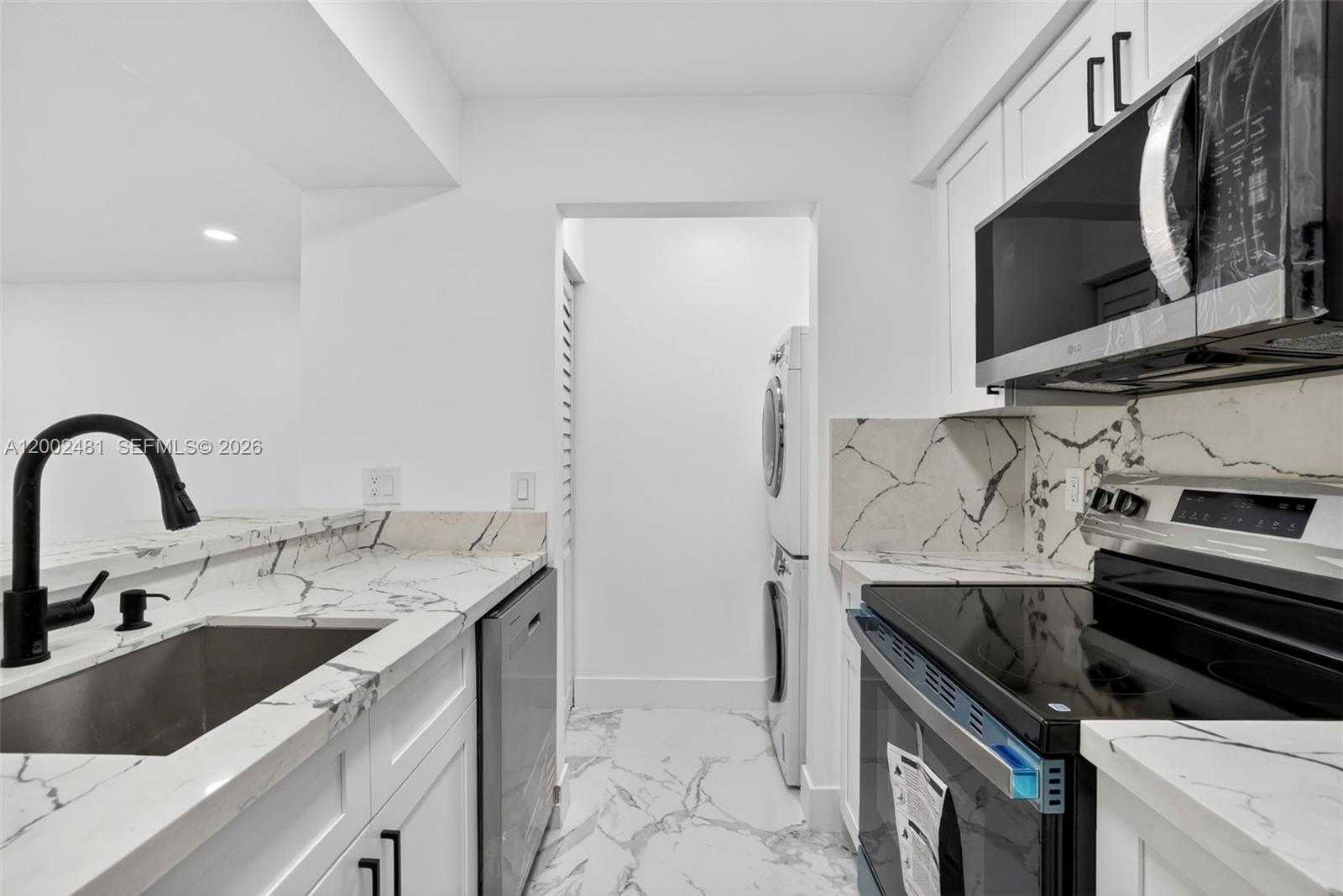 1227 SW 46th Ave  APT 314 Pompano Beach Florida United States, for Sale, residential,  , D'Lux Real Estate Services, LLC