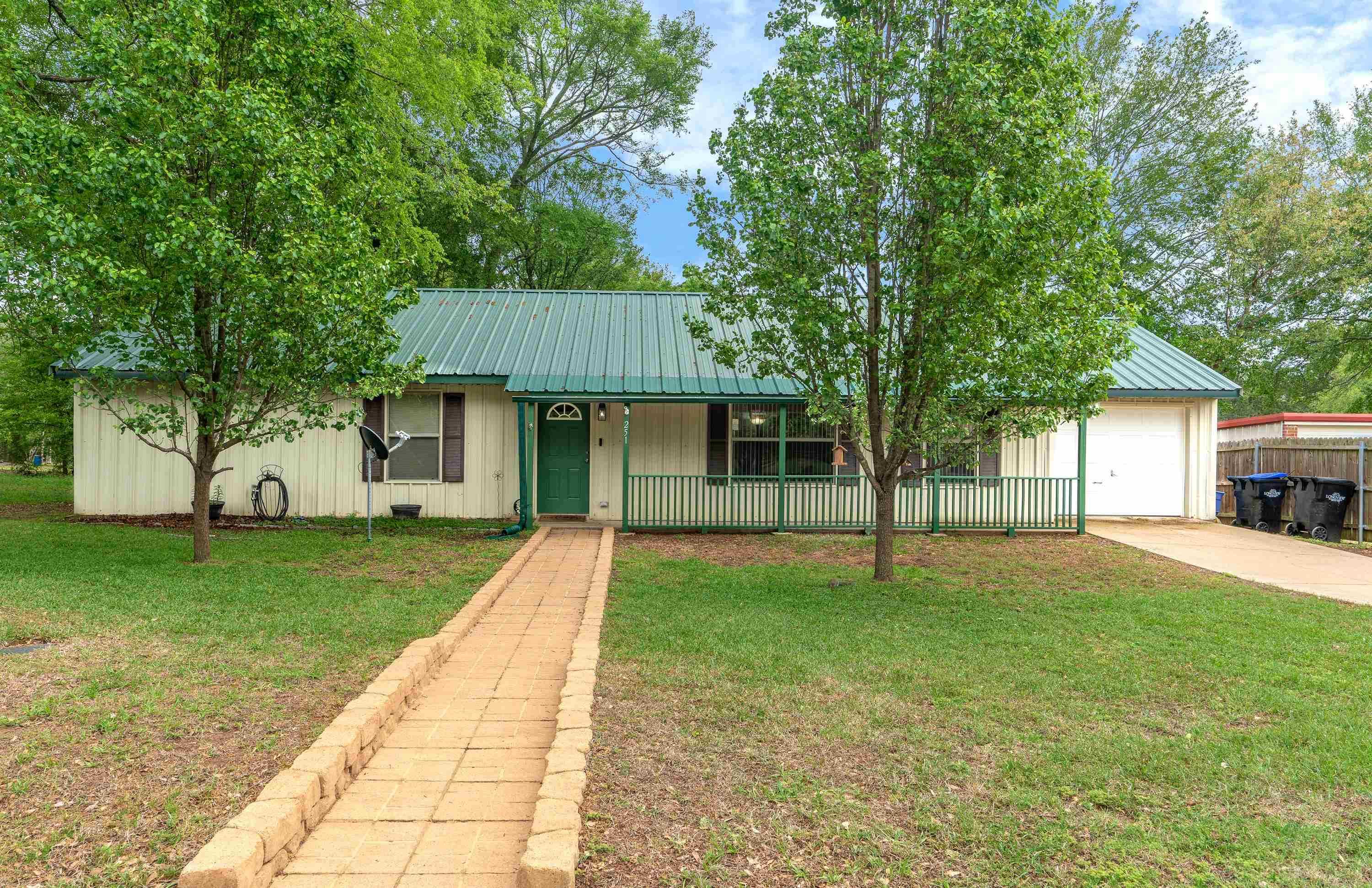 251 Syble Ln. Longview Texas United States, for Sale, residential,  , Drake Chapman Real Estate, Brokerage