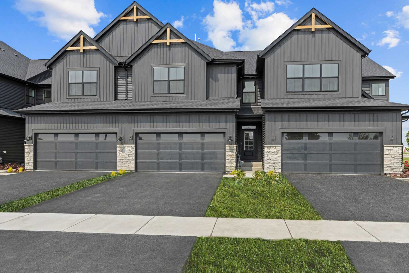 15454 W Amelia Circle Lockport Illinois United States, for Sale, residential,  , Alpha 7 Realty