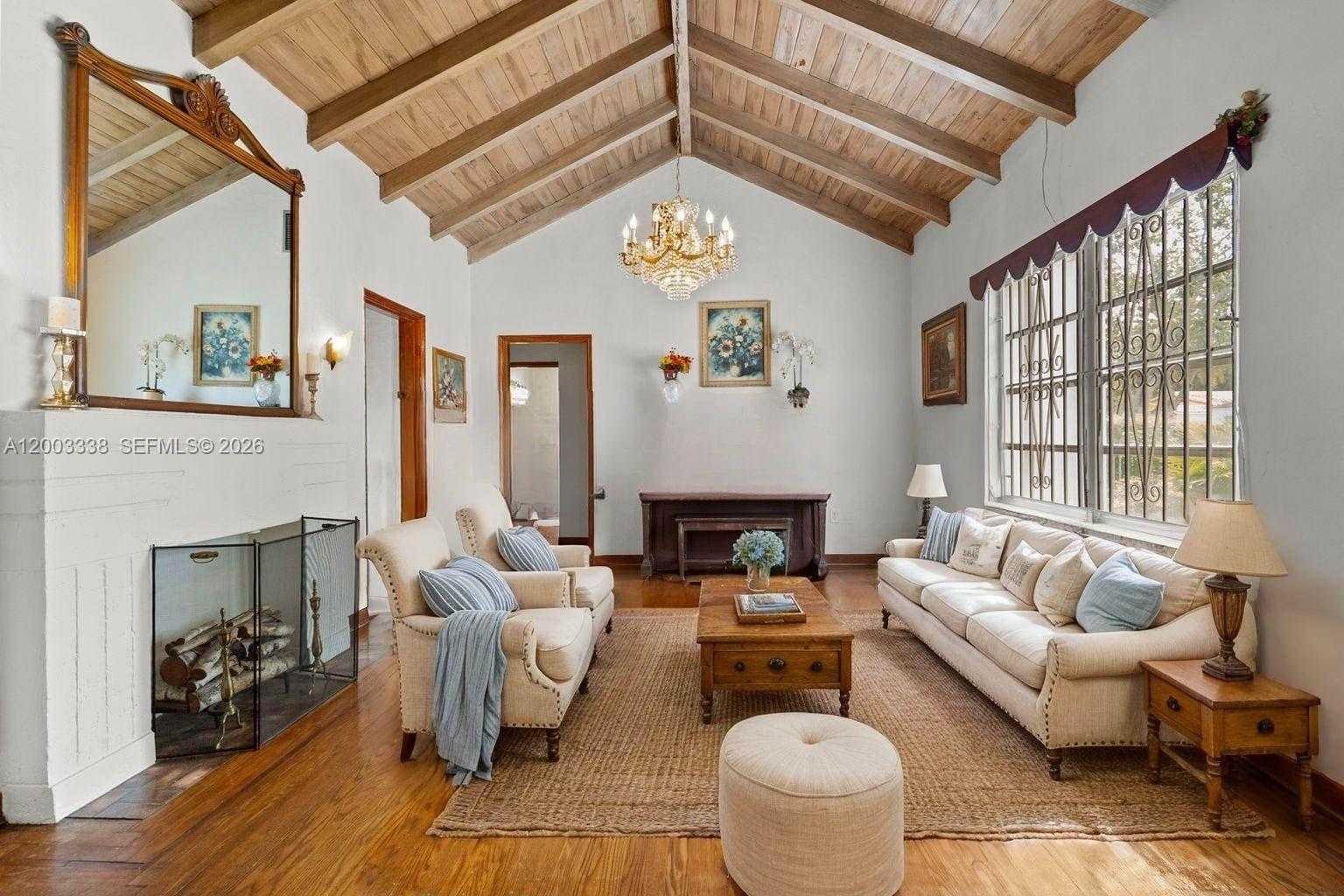1879 SW 16th St Miami Florida United States, for Sale, residential, Isabella Anderson, Incom Example Office