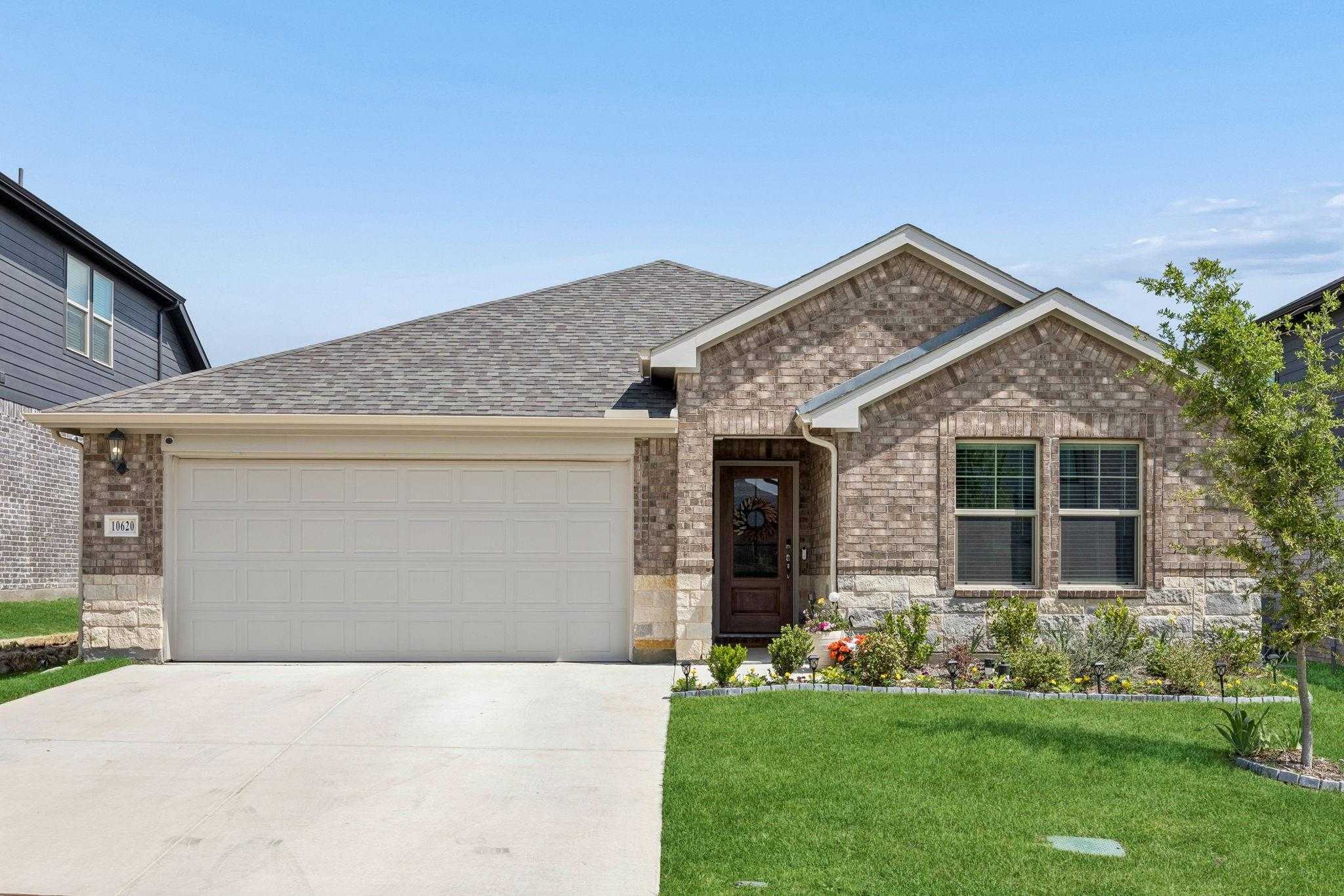 10620 Tuccenen Drive Fort Worth Texas United States, for Sale, residential, Stacy Fritchen, Berkshire Hathaway HomeServices PenFed Realty