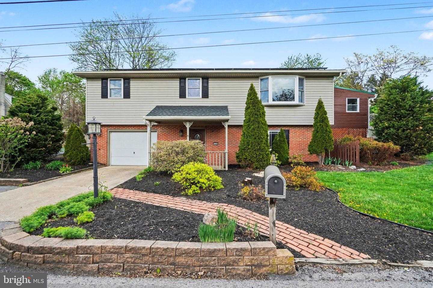 7726 VALLEYVIEW AVENUE Harrisburg Pennsylvania United States, for Sale, residential, Bruno Tarquinii, Fairfax Realty Premier