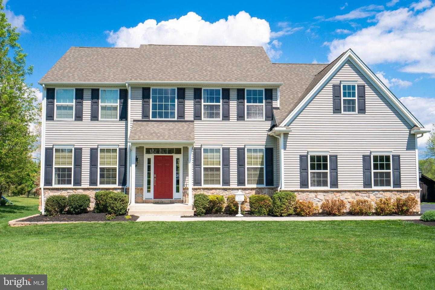 605 CLARKS LANE West Chester Pennsylvania United States, for Sale, residential,  , Swayne Real Estate Group