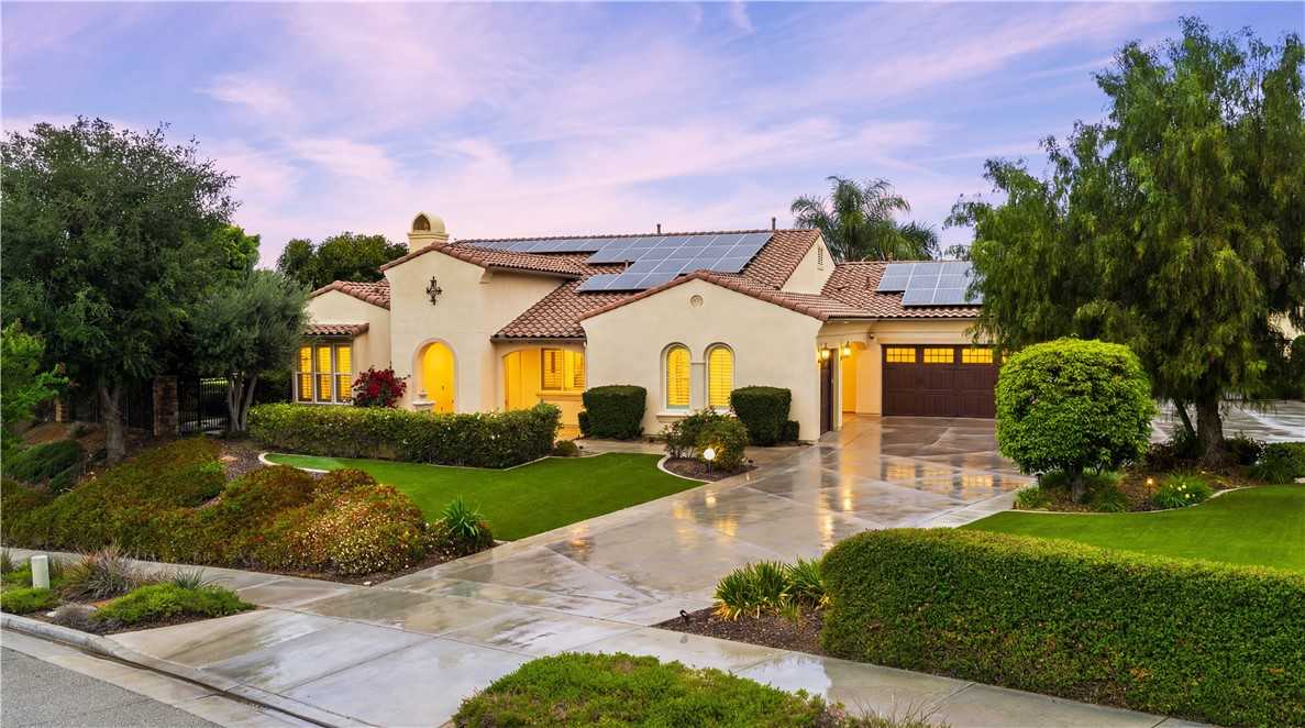 689 Crystal Mountain Riverside California United States, for Sale, residential, Luis Rios , Fathom Realty