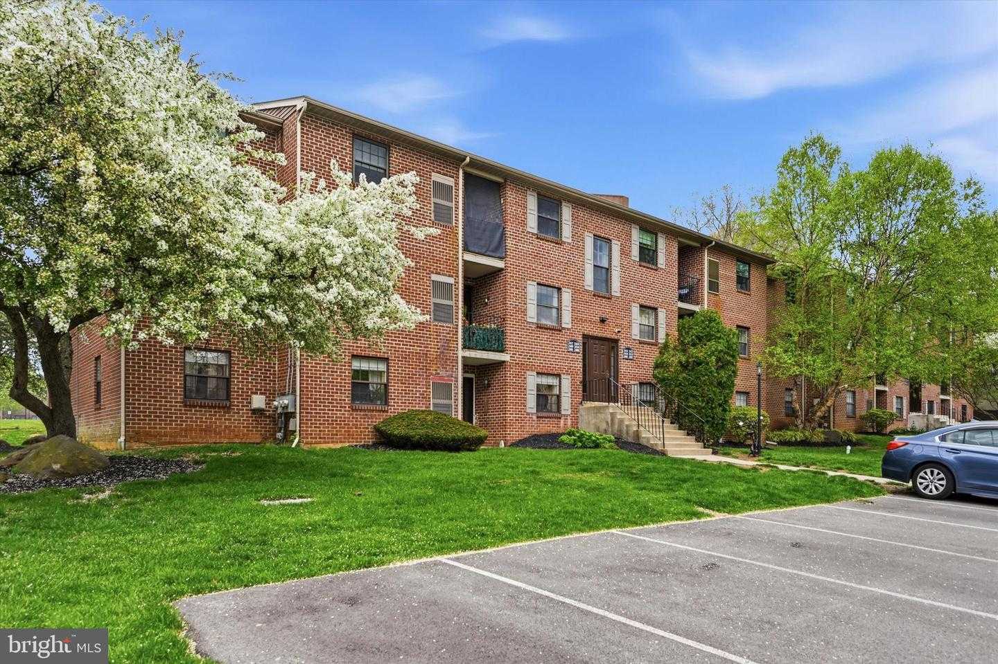 2402 POND VIEW DRIVE APT 2402 West Chester Pennsylvania United States, for Rent, residential,  , Swayne Real Estate Group