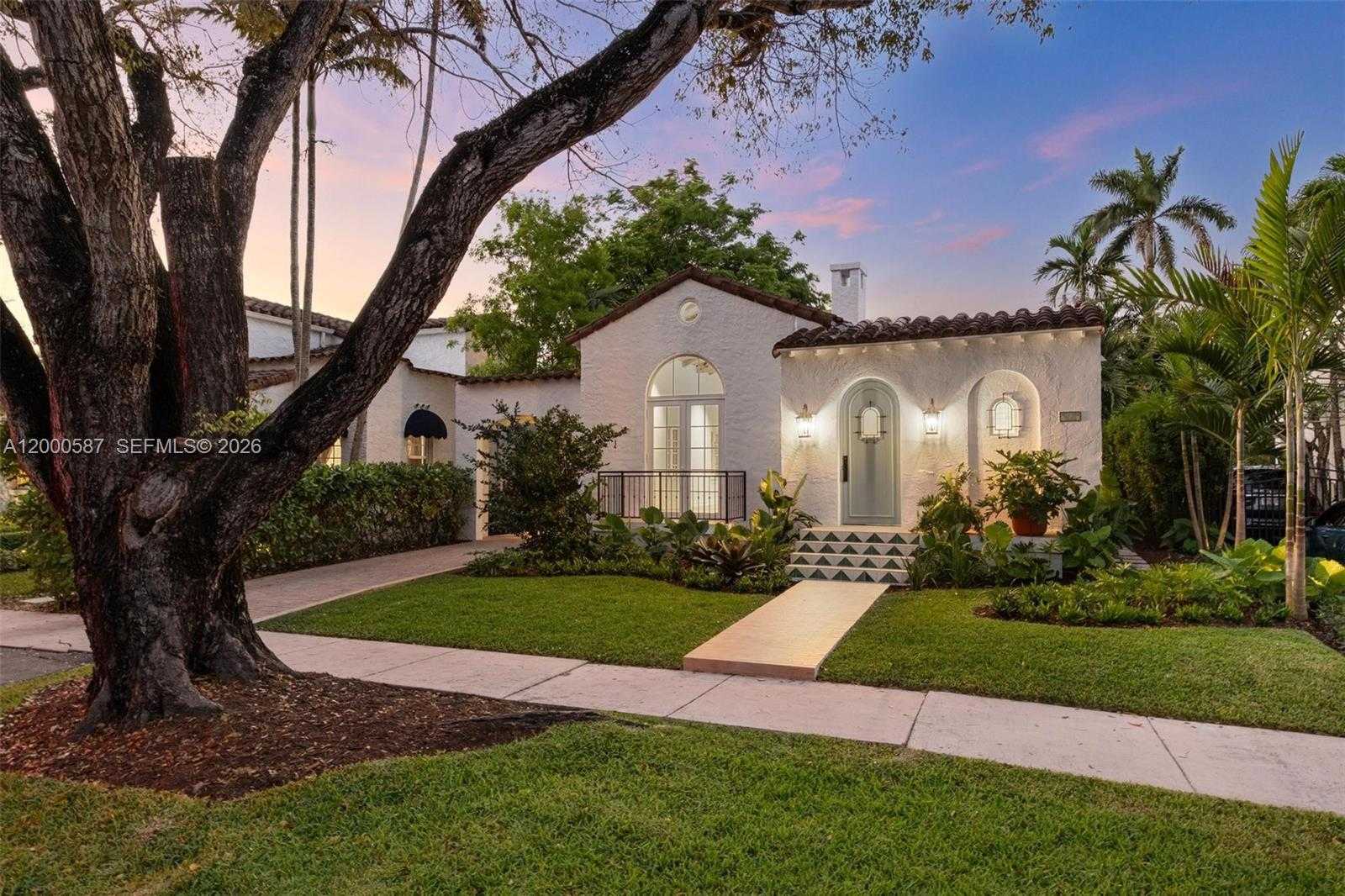 909 Roderigo Ave Coral Gables Florida United States, for Sale, residential,  , Tejeda Real Estate Inc. 