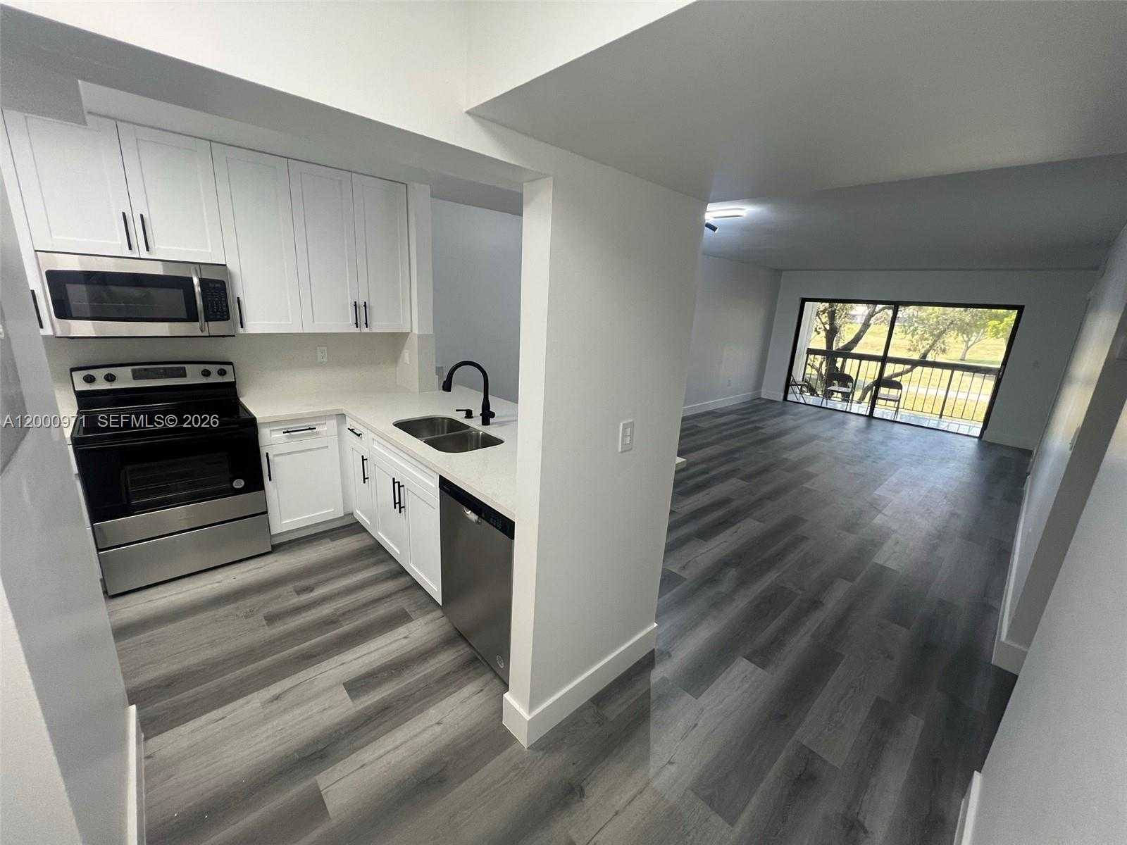 10317 NW 9th St. Cir.  APT 202 Miami Florida United States, Rented, residential,  , One Stop Realty - Miami