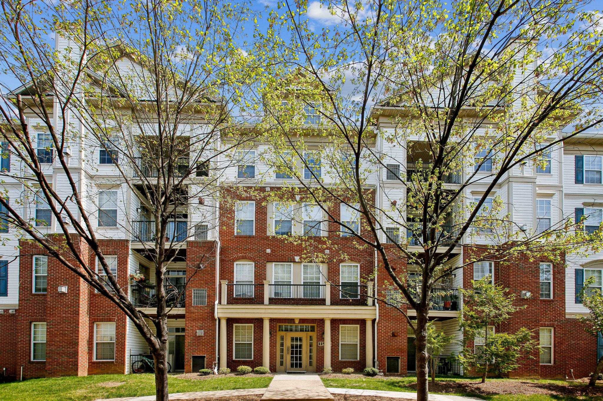 11506 SPERRIN CIRCLE APT 405 Fairfax Virginia United States, for Sale, residential, Kamalia  Emerson, Samson Properties