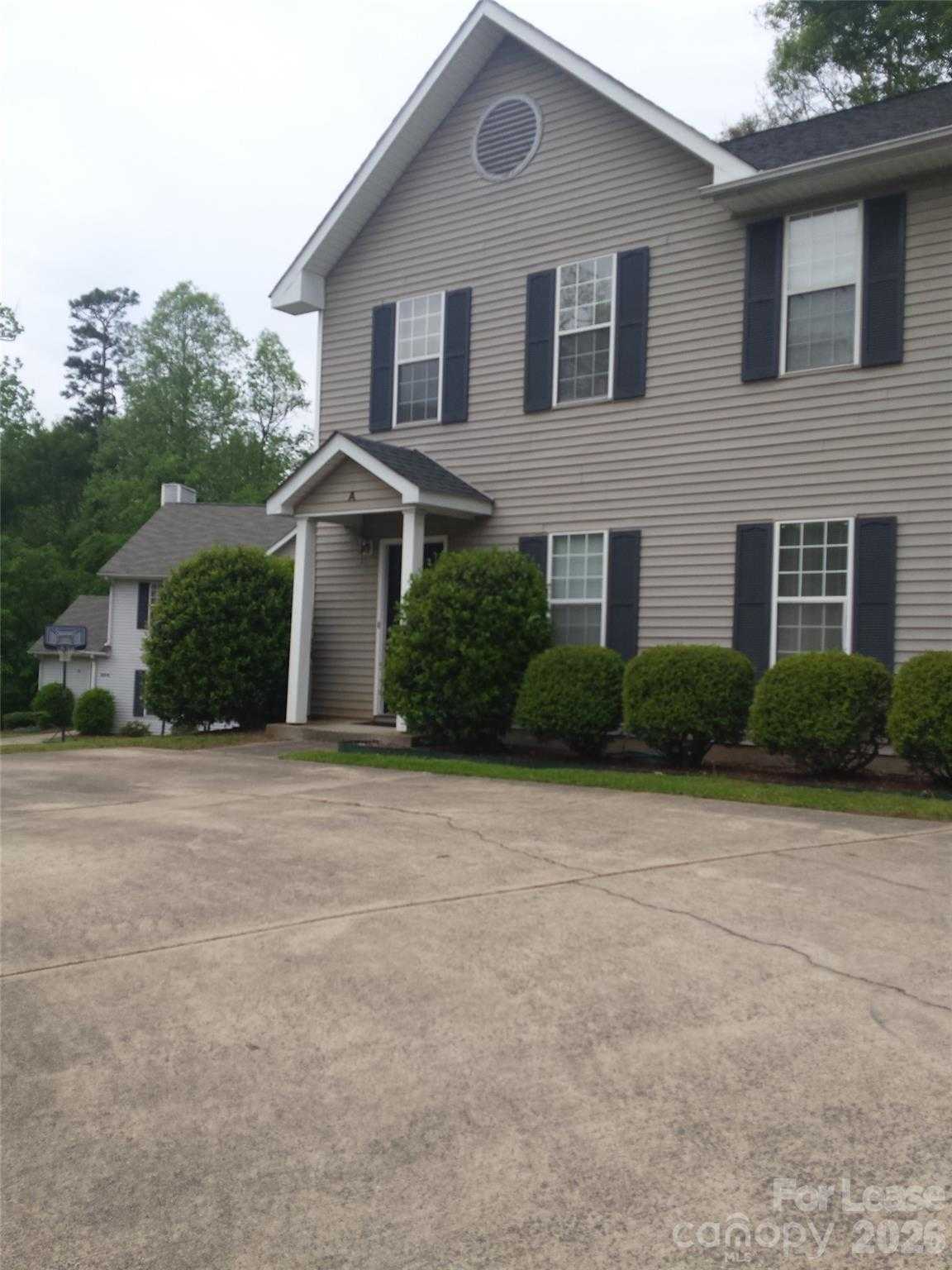 802 Selwyn Oaks Court Charlotte North Carolina United States, for Rent, residential, Kristen Haynes, New Home Buyers Brokers / Realty Pros