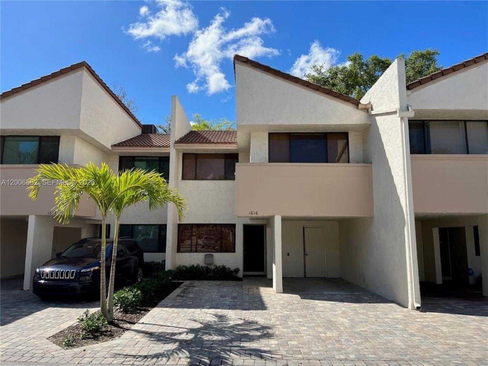 1616 Cypress Pointe Dr APT 1616 Coral Springs Florida United States, for Sale, residential, Pierre J Denis, Realty 100