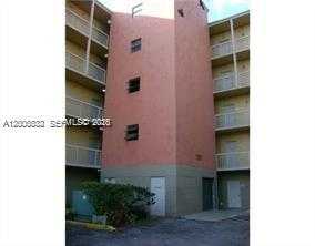 8290 LAKE DR  APT 412 Doral Florida United States, for Rent, residential, Roberto Villasmil, Interinvestments Realty, Inc.