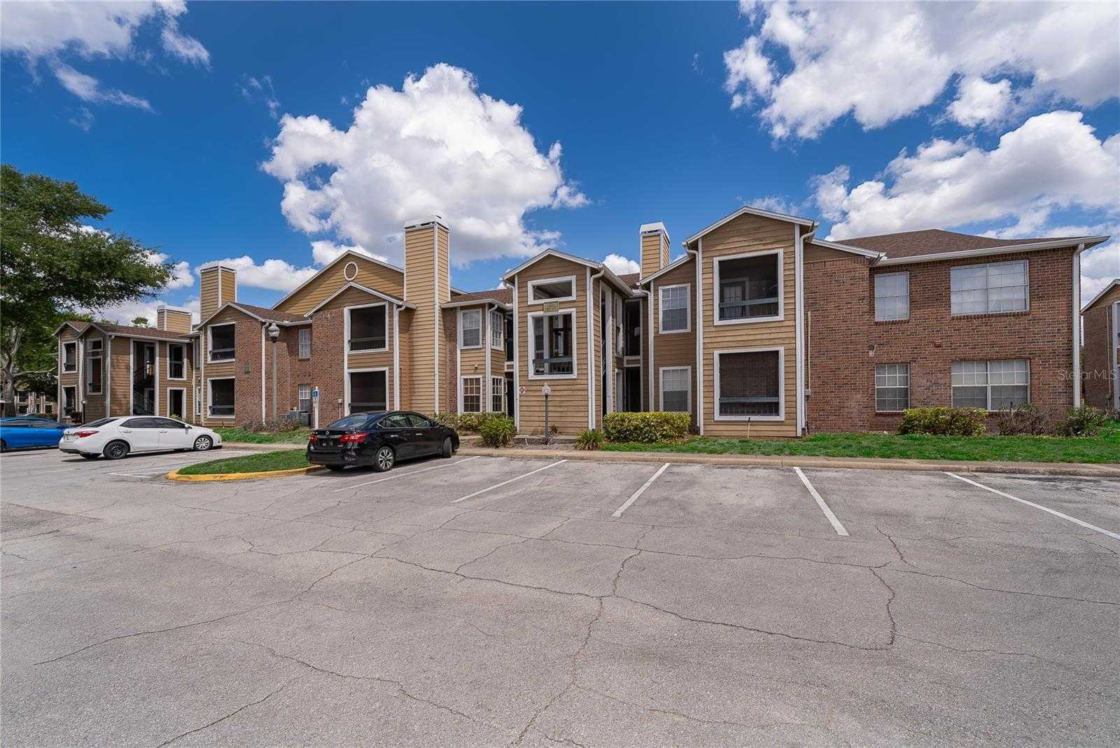 4367 THORNBRIAR LANE APT 206 Orlando Florida United States, for Sale, residential,  , Florida Top Realty