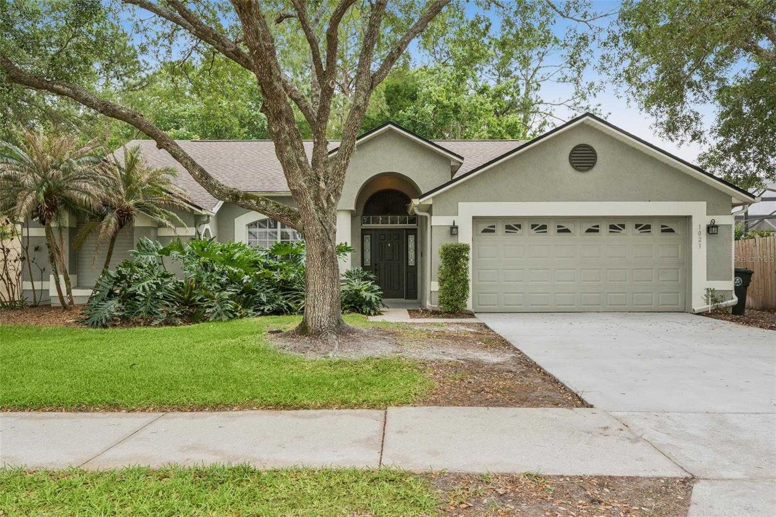1023 W RIVIERA BOULEVARD Oviedo Florida United States, for Sale, residential, Fritz Wardlow, HomeSmart