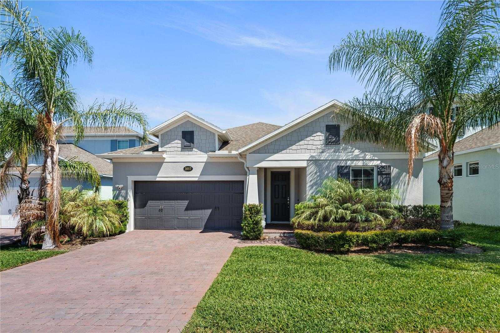 2017 BOSS HEWETT STREET Oakland Florida United States, for Sale, residential, Zaira Mejia, Spaces & Styles Group