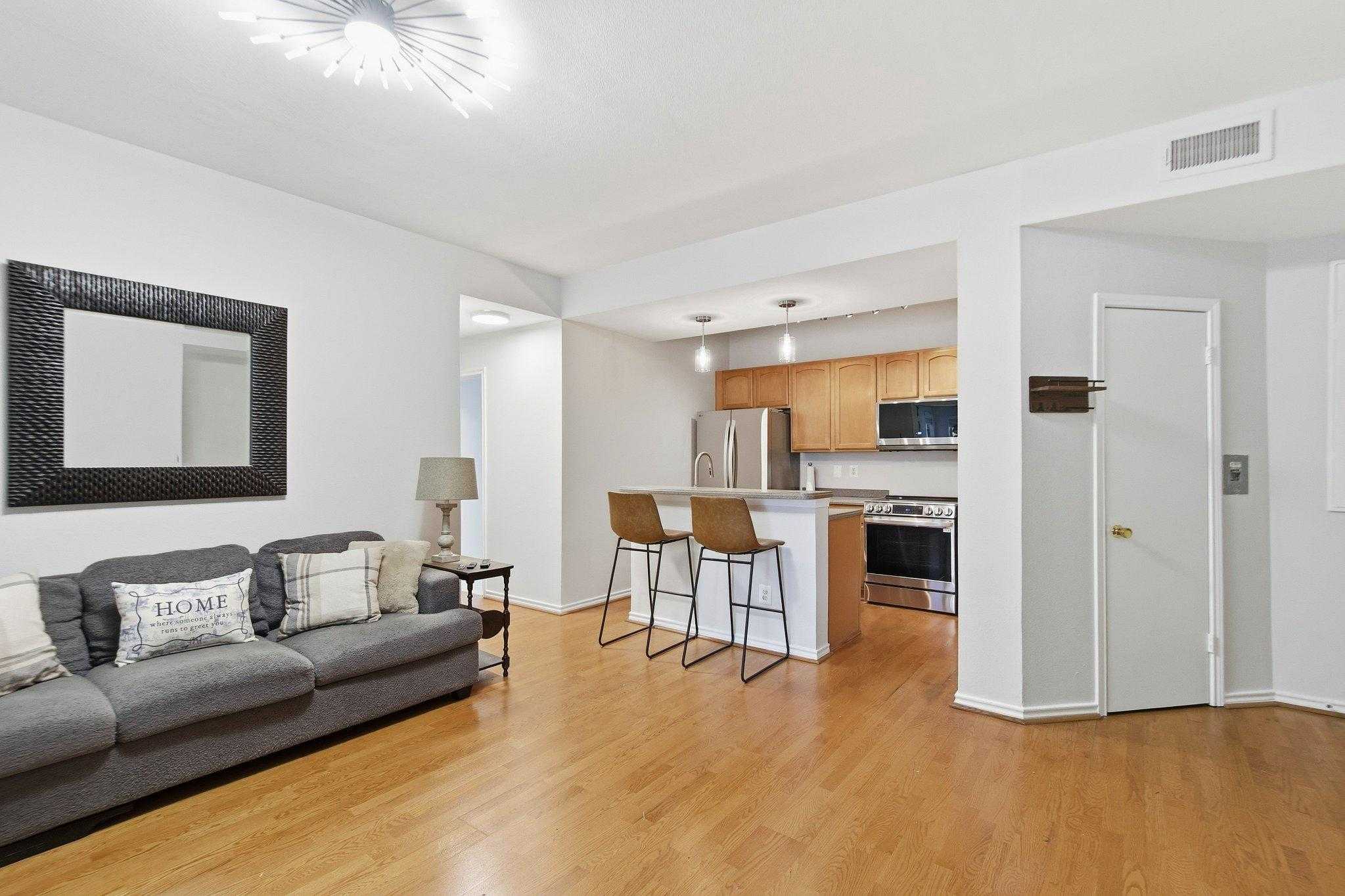 12160 PENDERVIEW LANE APT 1705 Fairfax Virginia United States, for Sale, residential, Kamalia  Emerson, Samson Properties