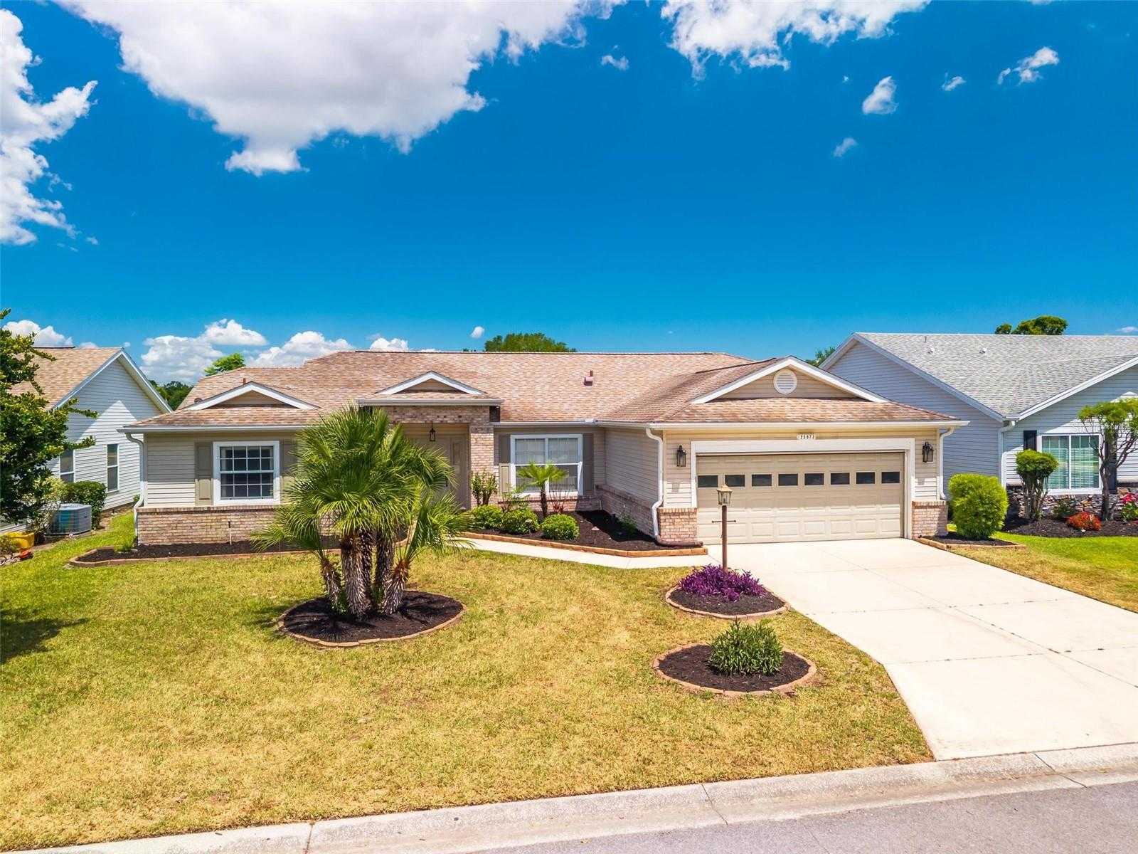 25073 RIVERWALK DRIVE Leesburg Florida United States, for Sale, residential,  , The Mount Dora Group 