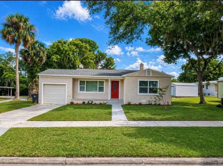 113 W DIVISION STREET Winter Garden Florida United States, for Sale, residential, Zaira Mejia, Spaces & Styles Group