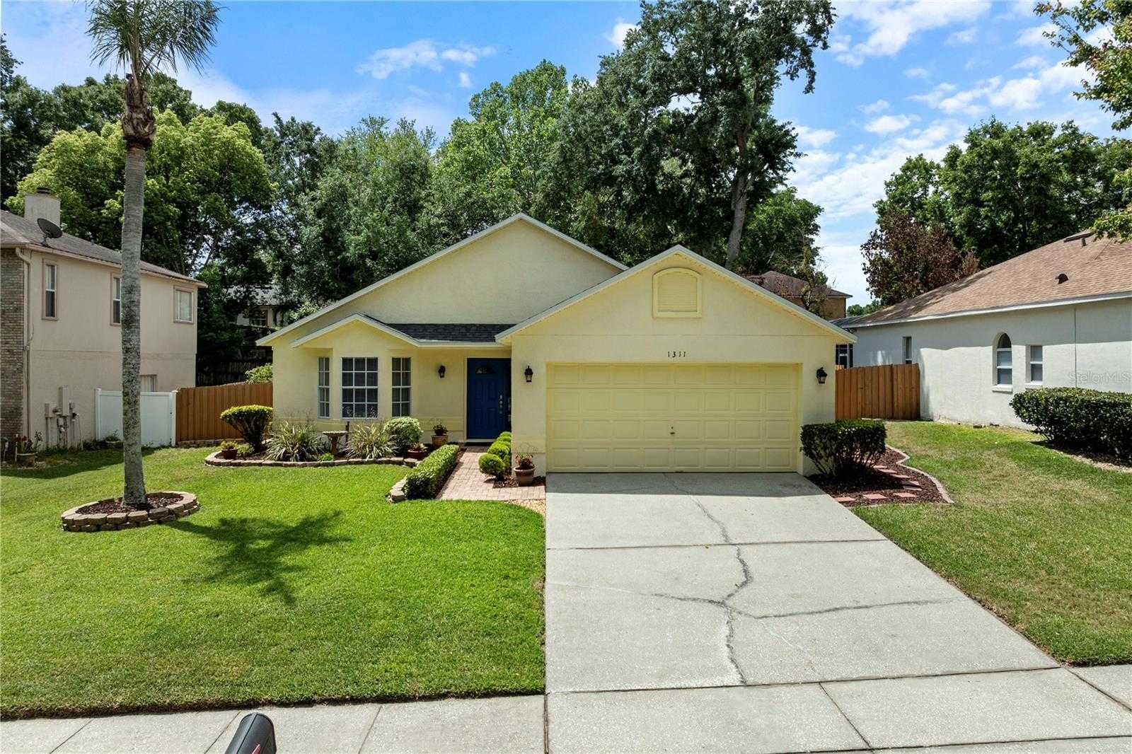 1311 CENTURY OAK DRIVE Ocoee Florida United States, for Sale, residential, Zaira Mejia, Spaces & Styles Group