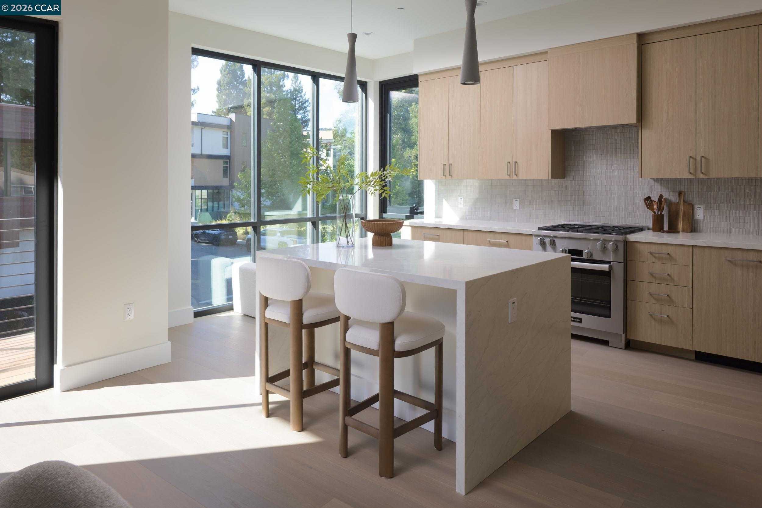 950 Hough Ave  APT 310 Lafayette California United States, for Sale, residential,  , Realty World - Champions