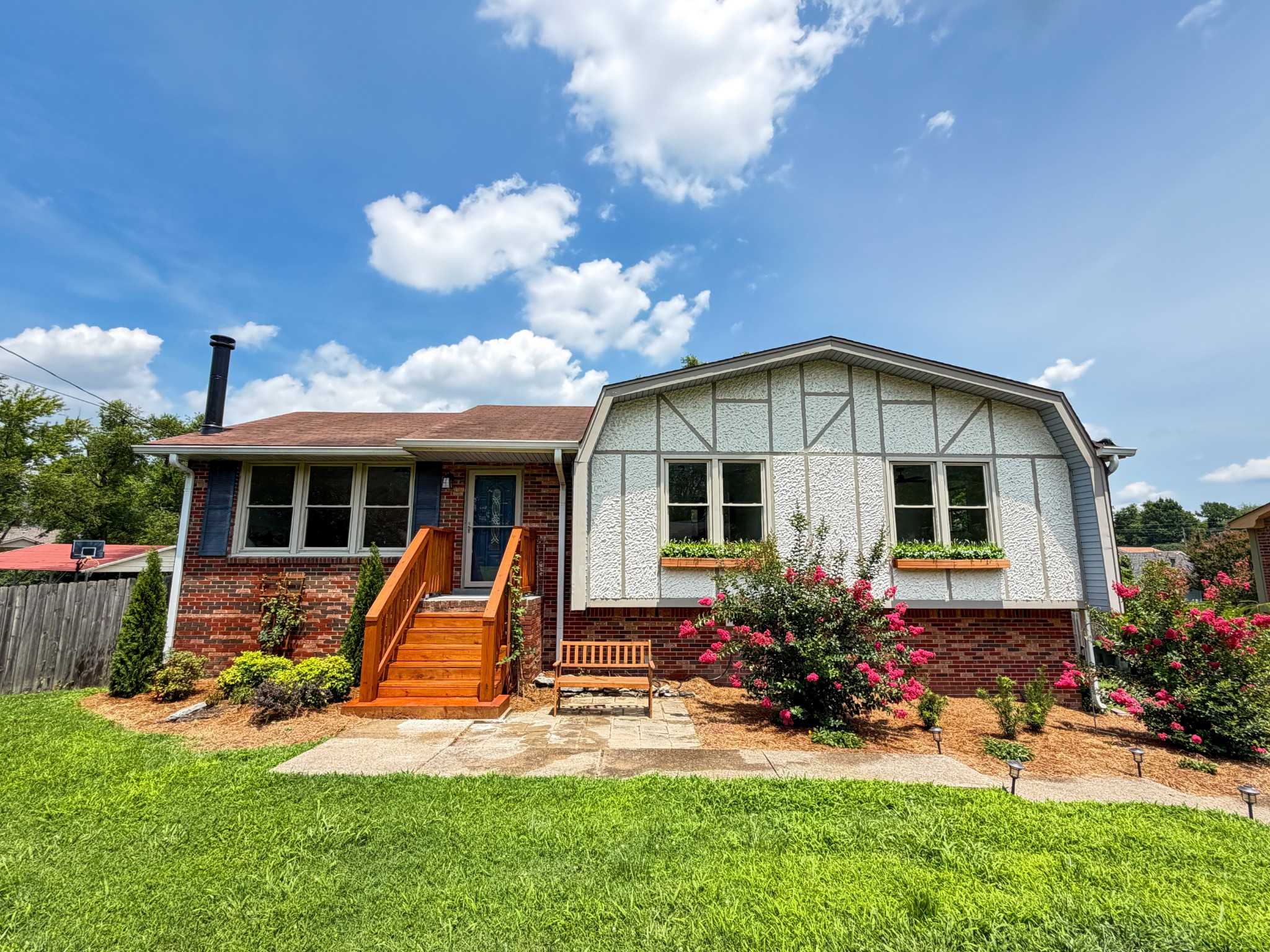 119 Susan Dr Hendersonville Tennessee United States, for Sale, residential, Adam Hanes, LPT Realty