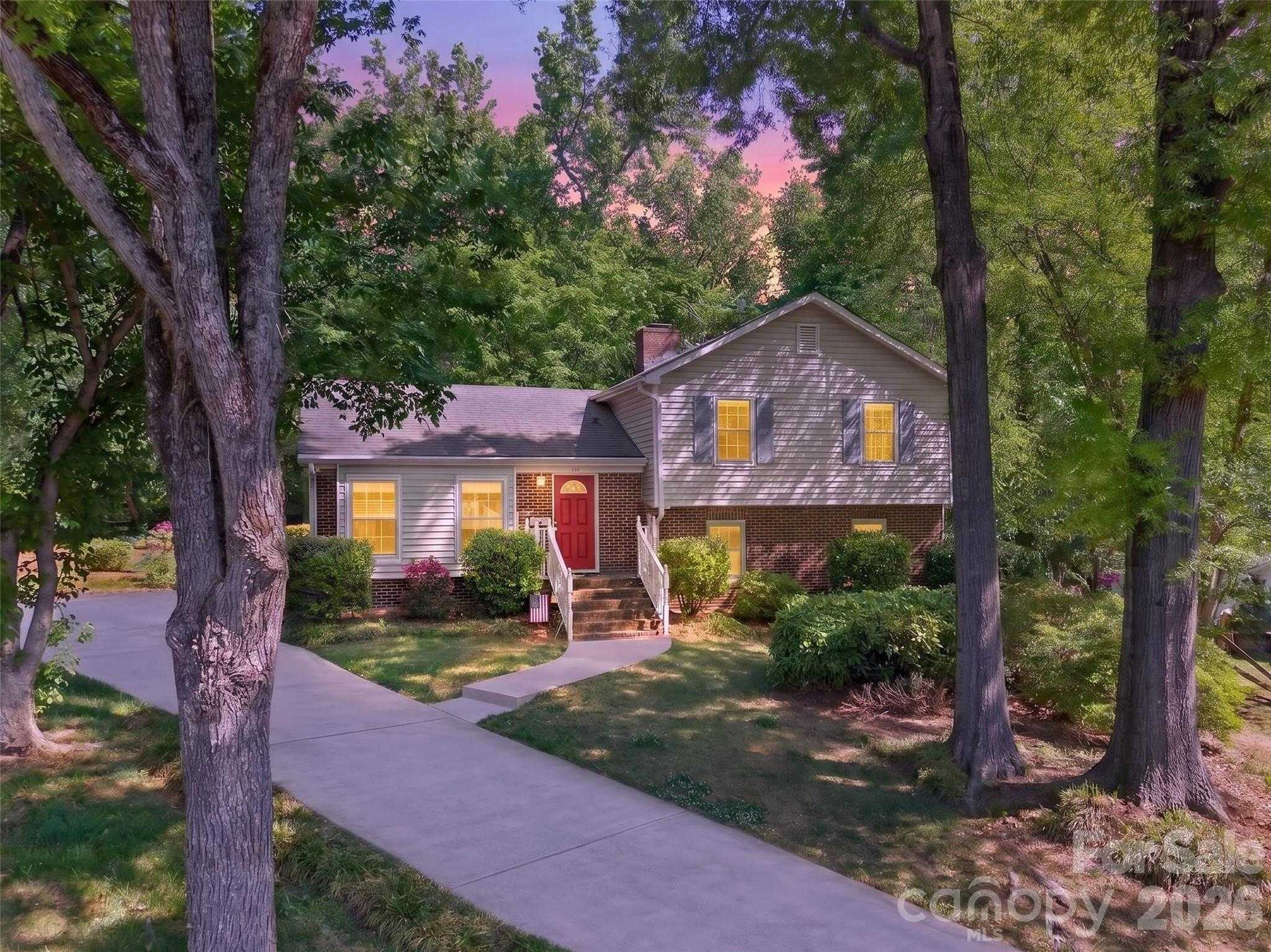 1511 Ormsby Court Charlotte North Carolina United States, for Sale, residential, Kristen Haynes, New Home Buyers Brokers / Realty Pros
