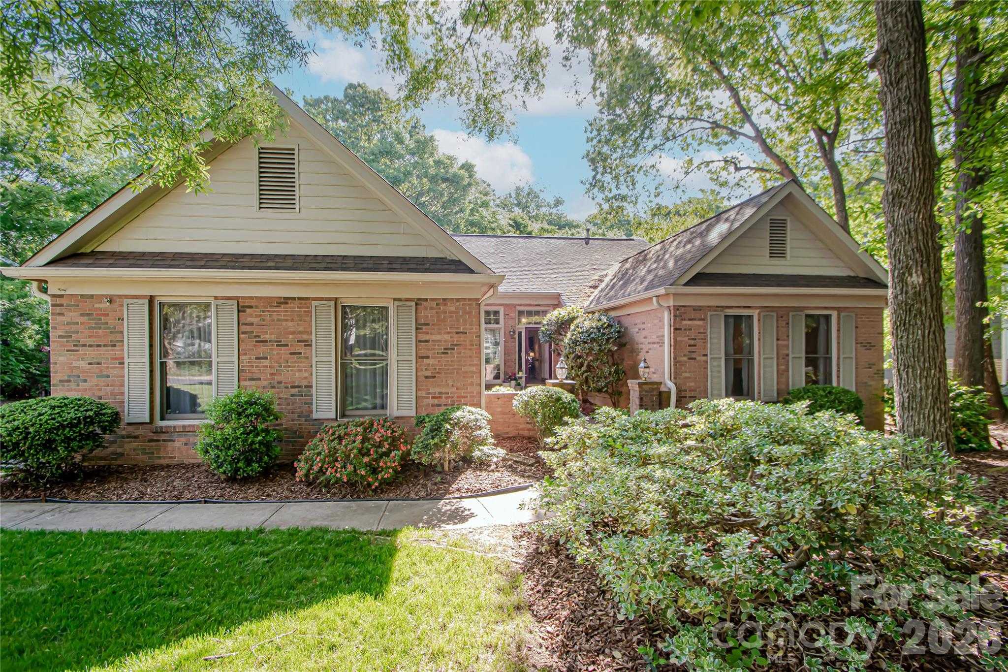 10801 Whitfield Ridge Drive Charlotte North Carolina United States, for Sale, residential, Kristen Haynes, New Home Buyers Brokers / Realty Pros