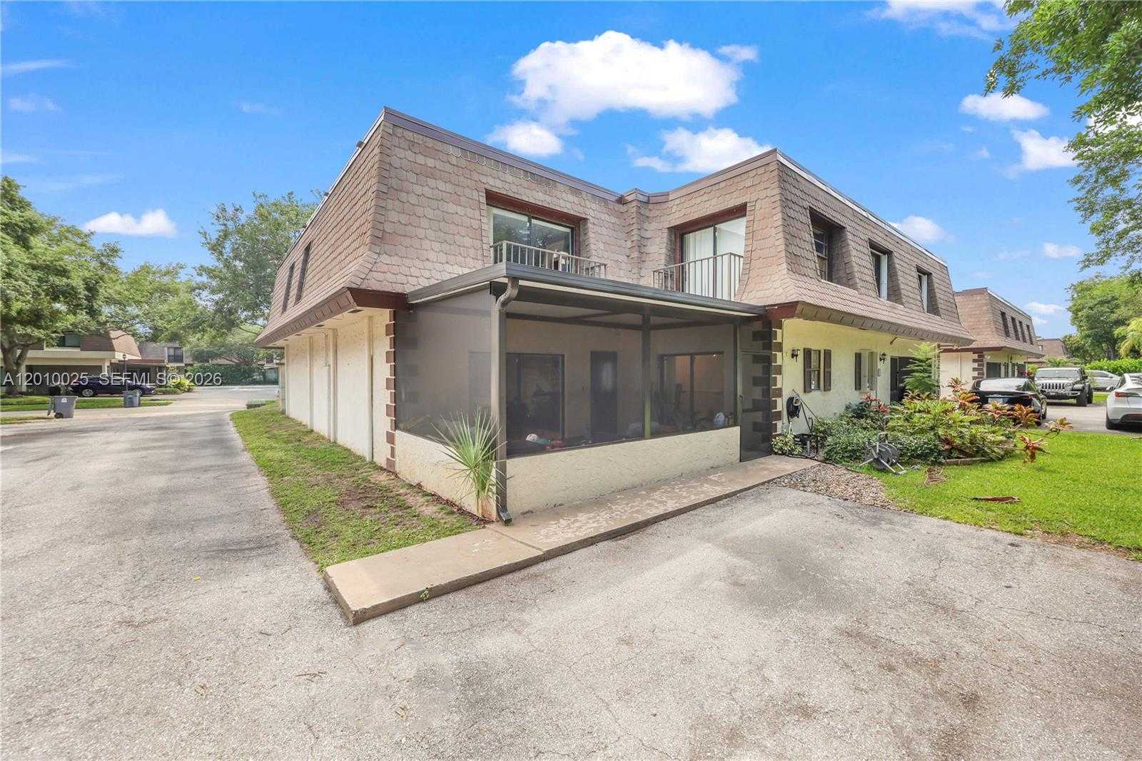 9260 SW 61st Way APT C Boca Raton Florida United States, for Sale, residential, Pierre J Denis, Realty 100