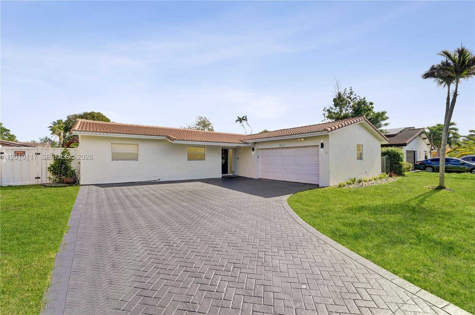 7511 NW 41st St Coral Springs Florida United States, for Sale, residential, Pierre J Denis, Realty 100