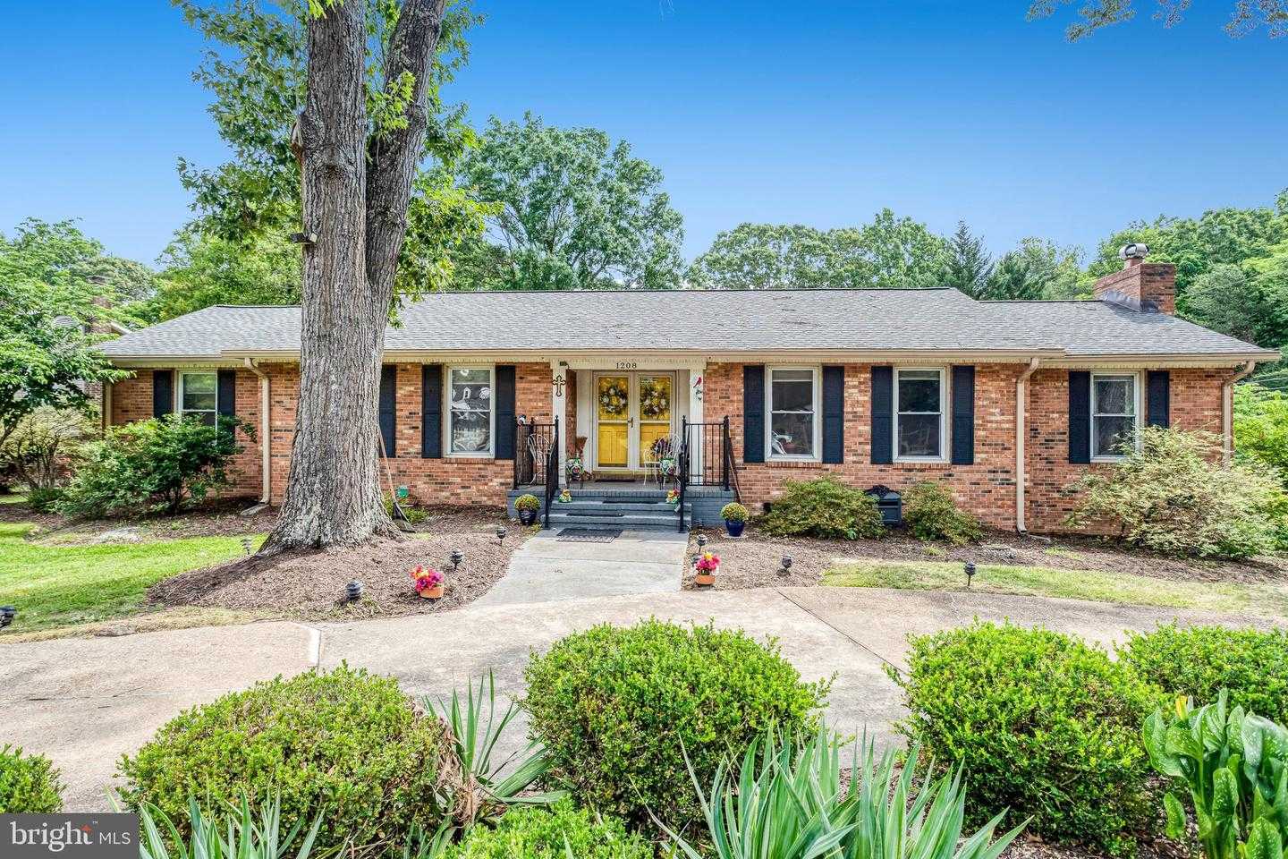 1208 WASHINGTON DRIVE Stafford Virginia United States, for Sale, residential, Camille Payne, Samson Properties